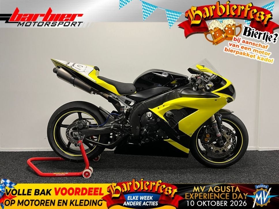 ⭐️⭐Hele gave Yamaha YZF-R1 (bj 2004)⭐️⭐, 4 cilinders, Bedrijf, Onbekend, Super Sport