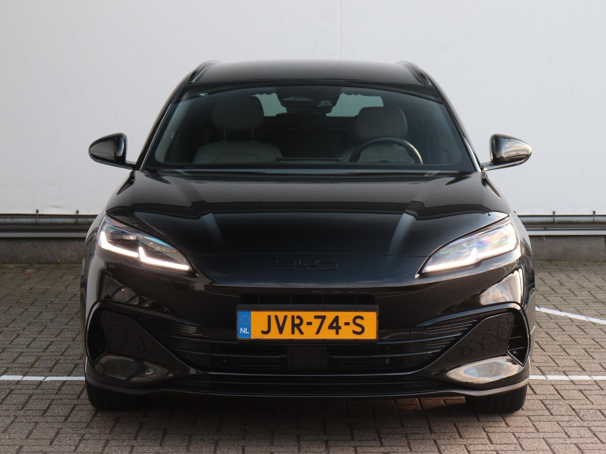 BYD SEAL 6 Touring 1.5 DM-i Boost | Demovoordeel! | Black st, 4 cilinders, Zwart, Seal, Hybride Elektrisch/Benzine