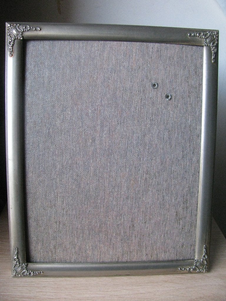 Grote Zilver Kleurige Fotolijst / Mooie Hoekjes 27.5 x 22.5, Antiek en Kunst, Curiosa en Brocante, Verzenden