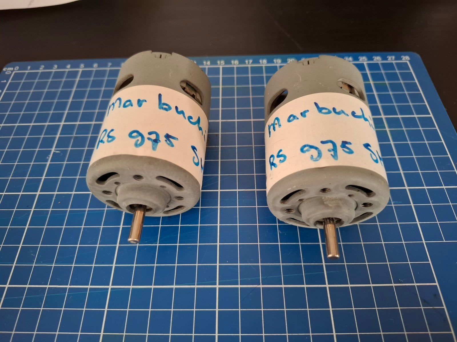 2 rubrieke rc moter voor boten of voertuigen, Ophalen of Verzenden, Buis of Buizen