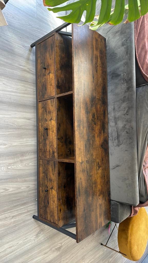 Mooie Tafel/tv meubel, 100 tot 150 cm, Zo goed als nieuw, Ophalen, Overige houtsoorten
