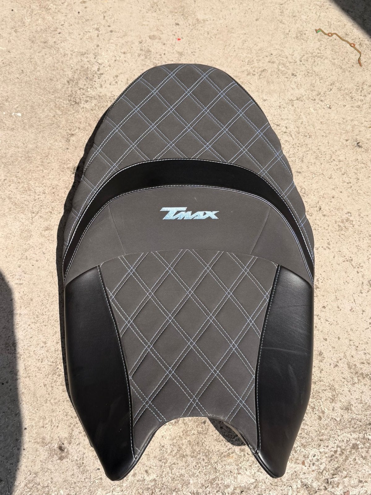 Yamaha T MAX Zadel - Gebruikt bekleed, Motoren, Onderdelen | Yamaha, Ophalen of Verzenden, Gebruikt
