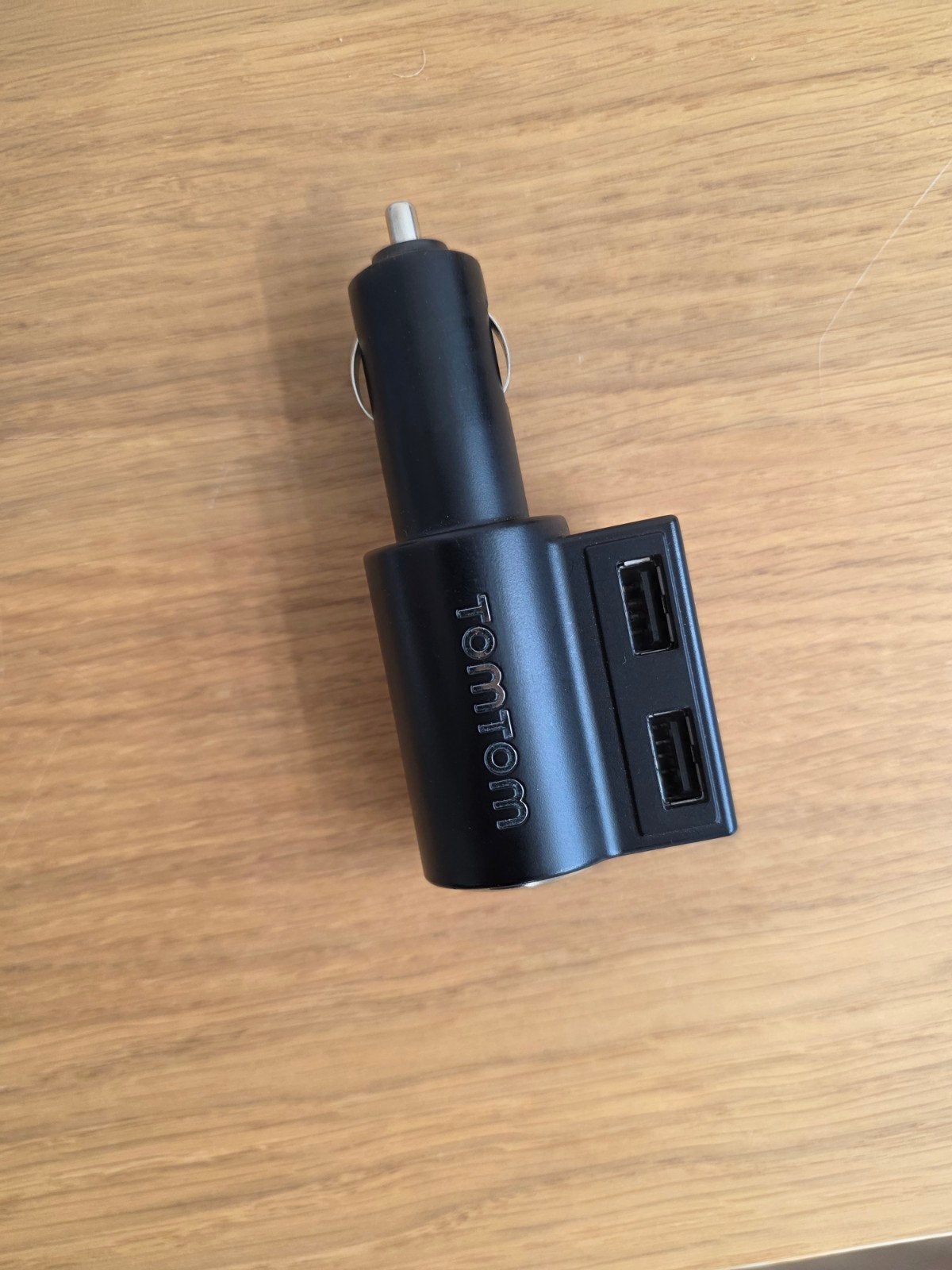 TomTom autolader met dubbele USB-poort high speed, Ophalen, Zo goed als nieuw