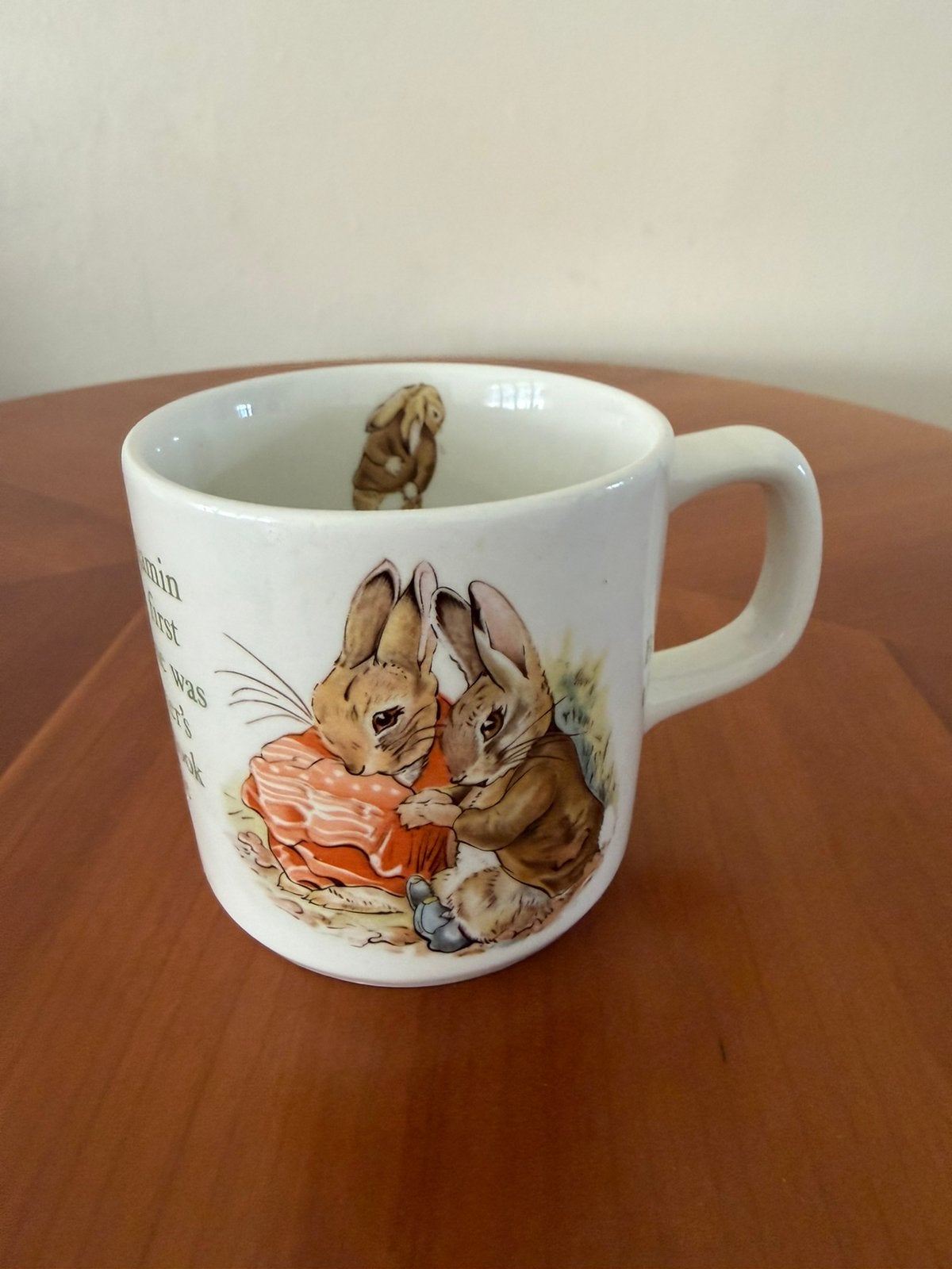 Wedgwood “ Benjamin Bunny “ beker, Antiek en Kunst, Ophalen of Verzenden