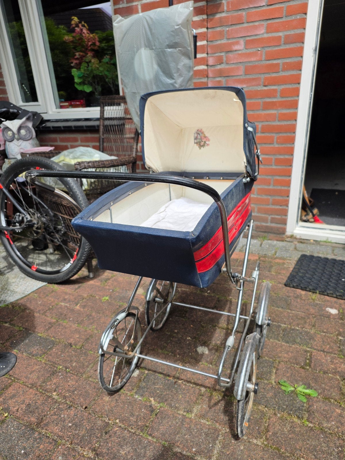 Retro poppenwagen, Ophalen of Verzenden, Gebruikt, Babypop