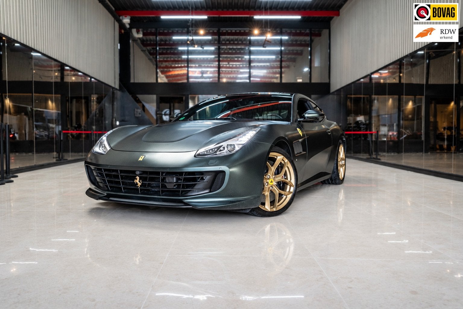 Ferrari GTC4 3.9 V8 Lusso T, Achterwielaandrijving, 8 cilinders, Overige carrosserieën, Leder