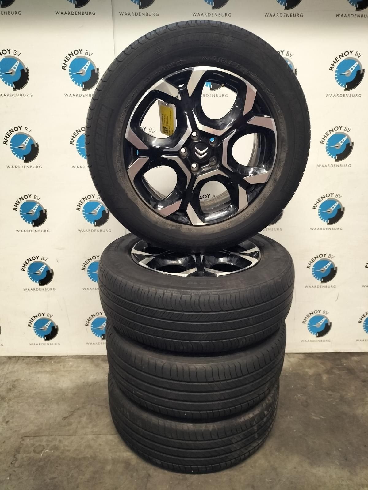 C5 AIRCROSS 2023 zomerset 235/60 18  Michelin, 18 inch, Gebruikt, -, -