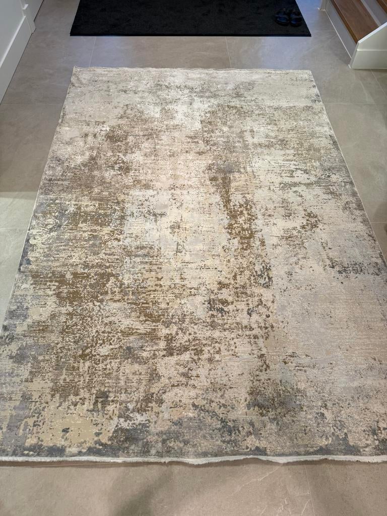 Modern tapijt, Huis en Inrichting, Stoffering | Tapijten en Kleden, 200 cm of meer, Ophalen of Verzenden, Zo goed als nieuw, Grijs