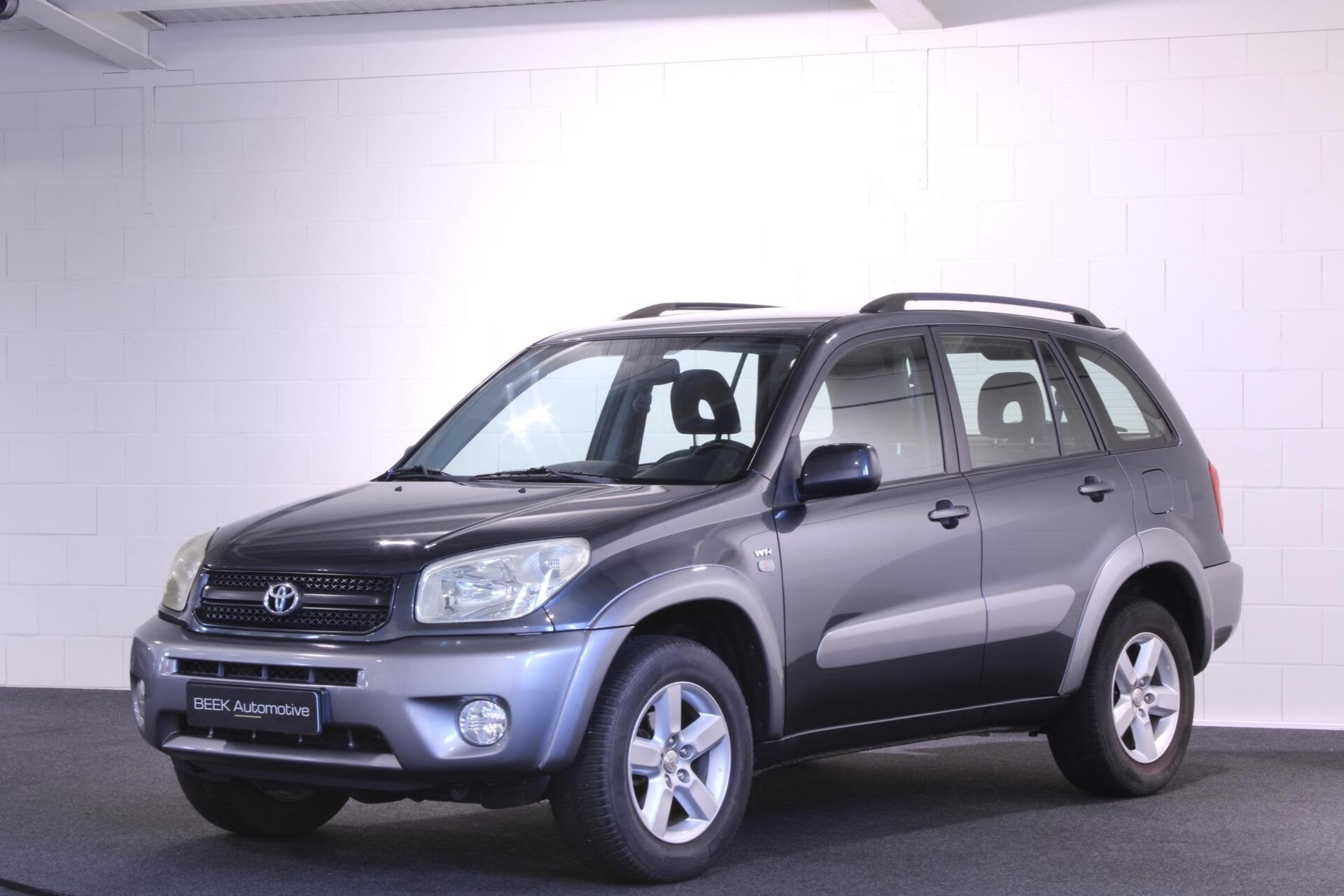 Toyota RAV4 2.0-16V VVT-i Sol | CRUISE | TRKHAAK | AIRCO, Auto's, Toyota, 1998 cc, Stof, Gebruikt, Zwart