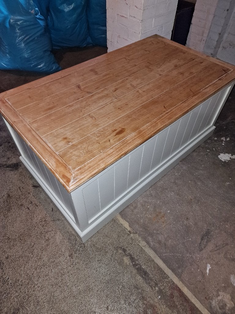 Salontafel (kist), Ophalen, Gebruikt, 100 tot 150 cm, Eikenhout