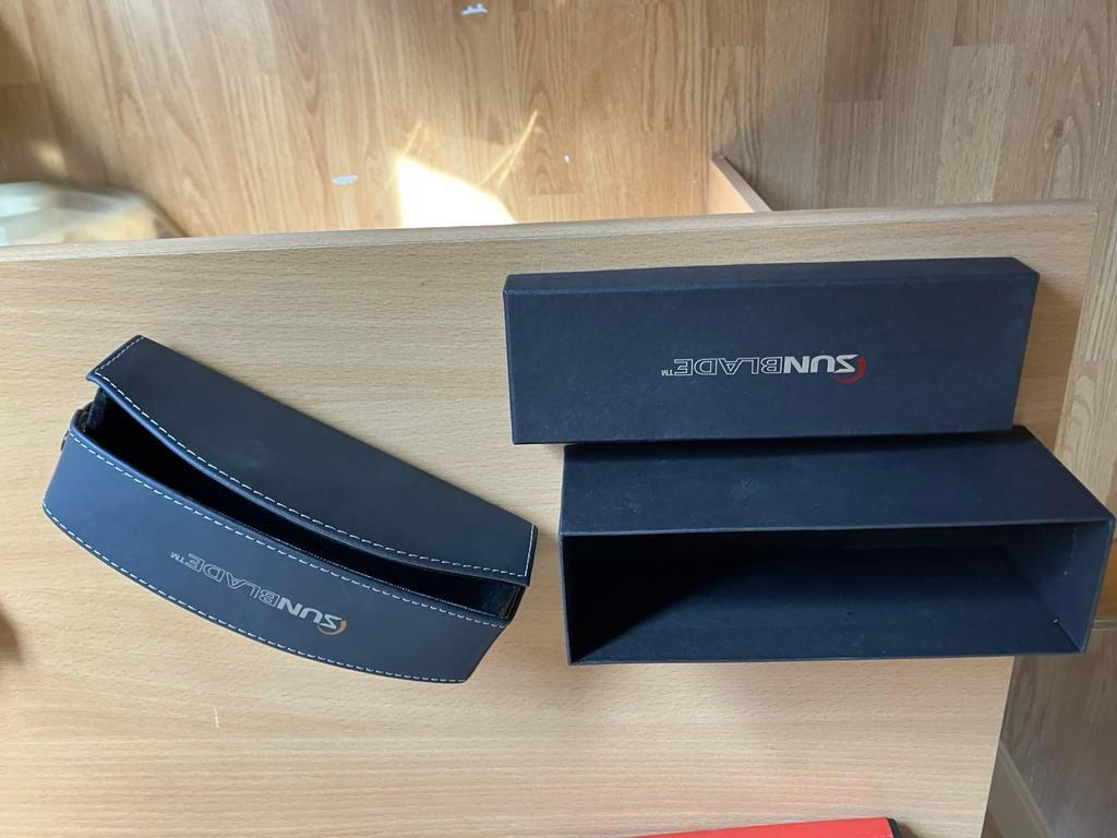 Sunblade zonnebril nieuw, Ophalen, Nieuw, Zwart