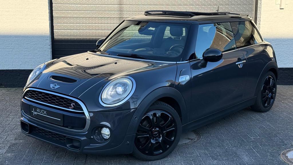 Mini Mini 2.0 Cooper S | Pano | HUD | ACC | JCW | 1E EIG |De, Auto's, Mini, 1998 cc, Gebruikt, 49 €/maand, Leder