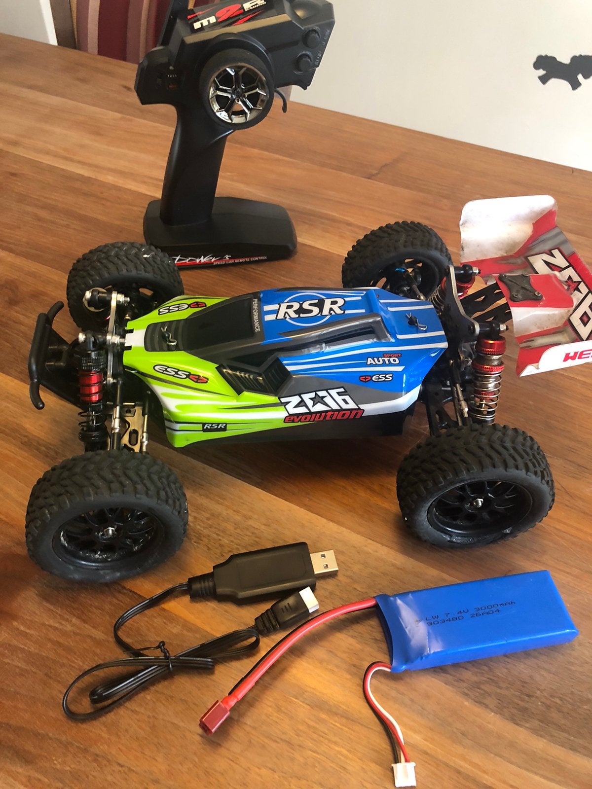 Mooie Wltoys rc auto, gaat 50 km/u!, Ophalen of Verzenden, Zo goed als nieuw, Overige schalen, Auto offroad