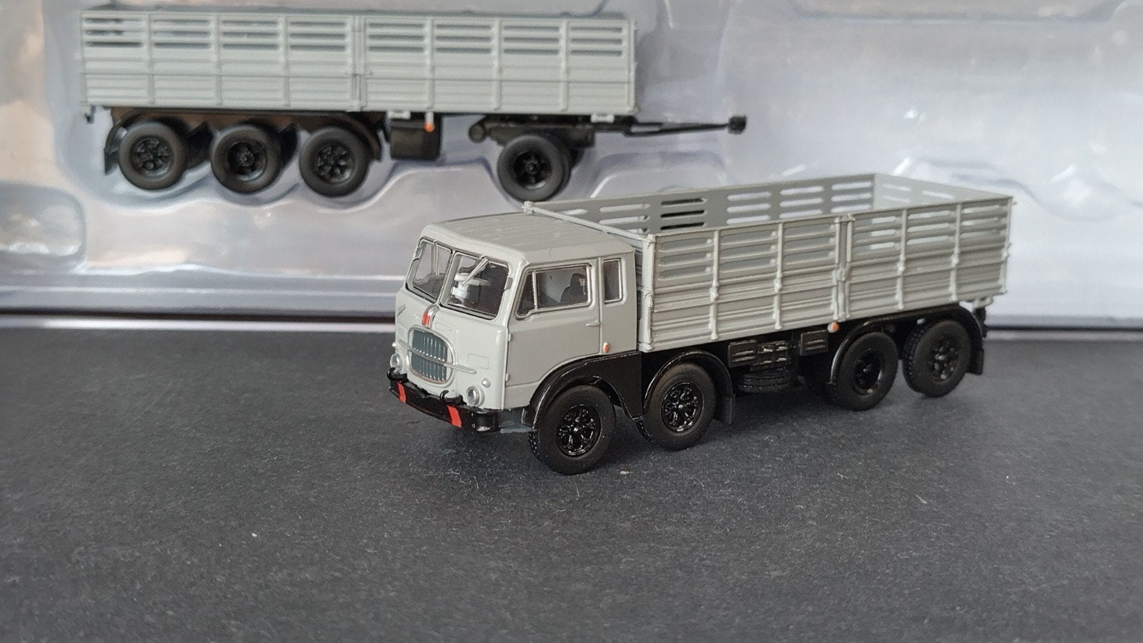 Fiat 690 Millepiedi truck 1;87 Brekina Pol, Hobby en Vrije tijd, Verzenden, ., Nieuw, Brekina