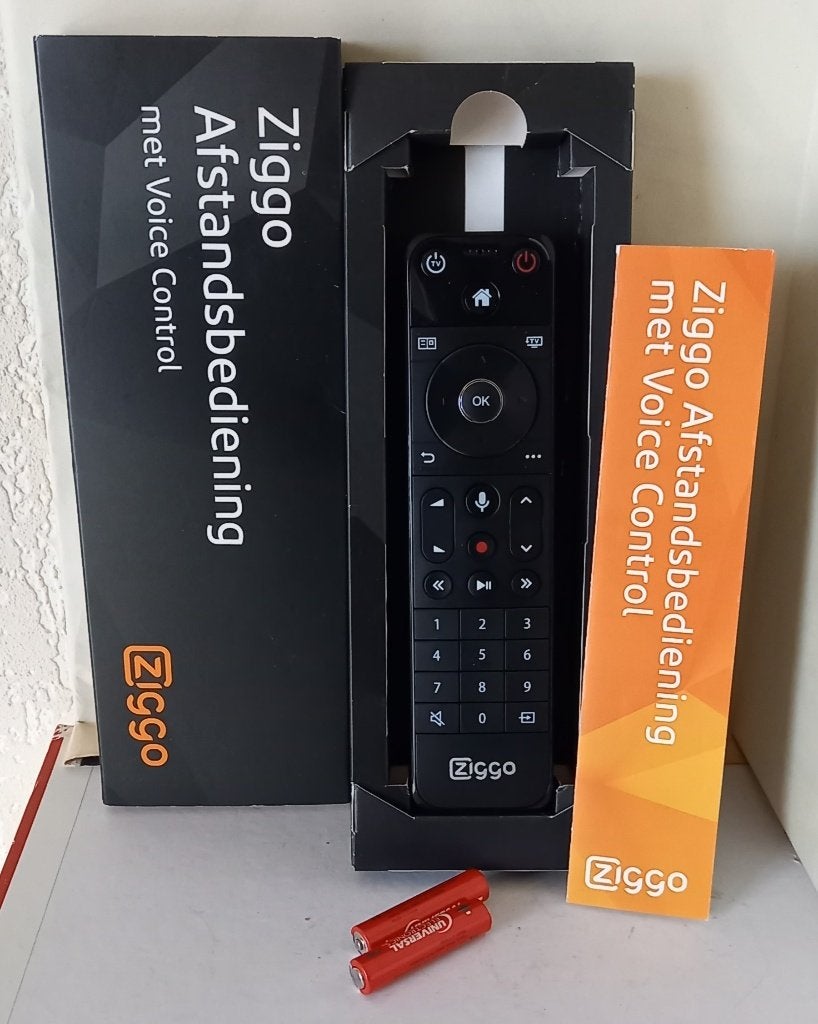 originele Ziggo afstandsbediening met voice control, Ophalen of Verzenden, Nieuw, Origineel