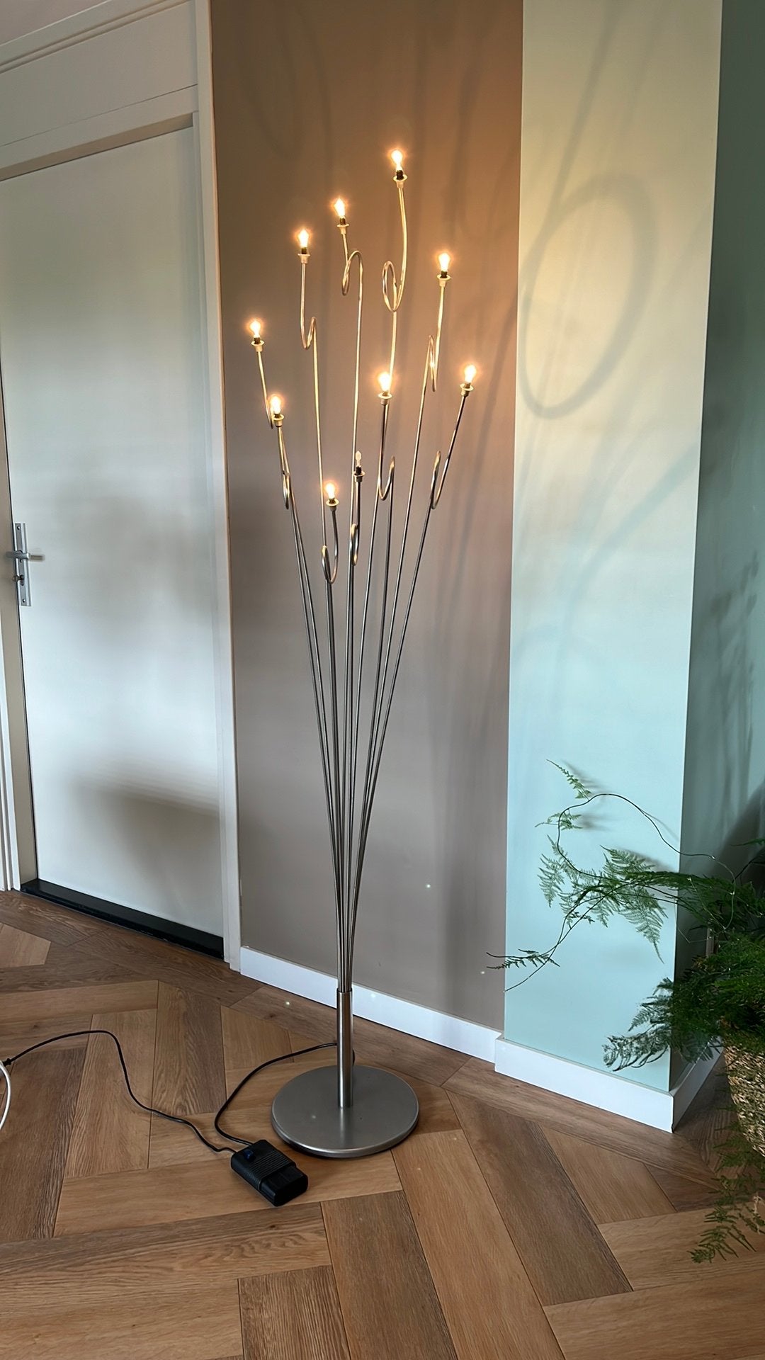 Vloerlamp RVS met tien “gekrulde” sprieten, halogeen., Huis en Inrichting, Lampen | Vloerlampen, Ophalen, Gebruikt, Metaal, Modern