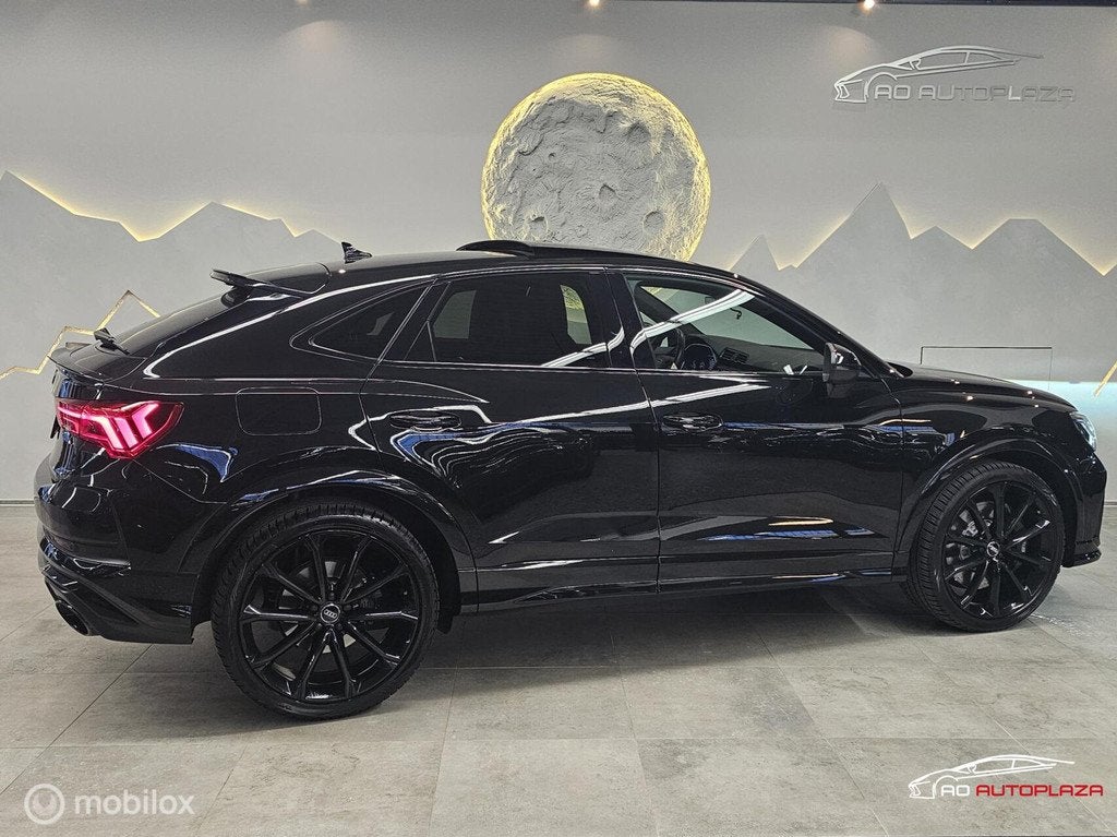 Audi RS Q3 Sportback 2.5 TFSI Panorama/B&O/RS Seats/Matrix/S, Auto's, Automaat, Euro 6, 1675 kg, Zwart