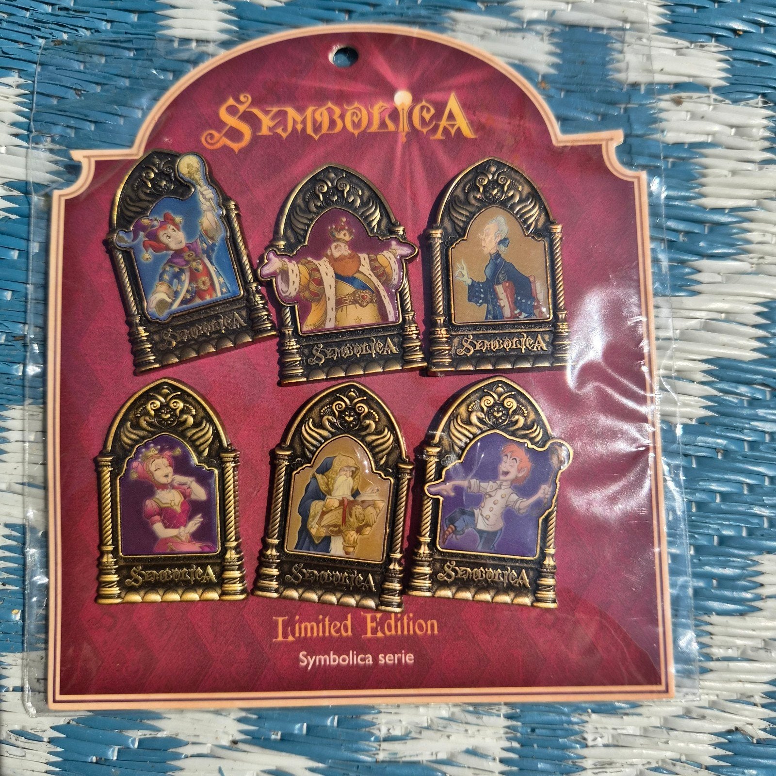 Efteling Symbolica pins Limited Edition (1 set), Verzamelen, Ophalen of Verzenden, Nieuw, Button of Speldje