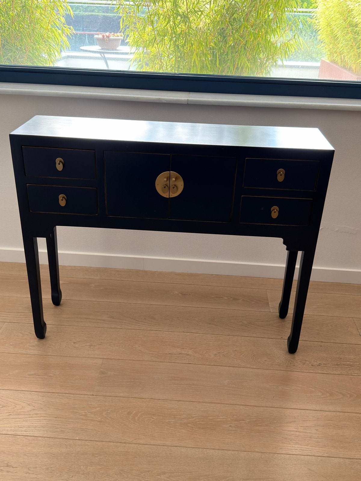 Chinese sidetable | 100x26x80 | Blauw met brons / goud kleur, Ophalen, 100 tot 150 cm, Nieuw, Overige houtsoorten