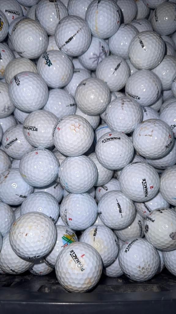 Pinnacle rush golfballen 100 stuks, Ophalen of Verzenden, Zo goed als nieuw, Bal(len)
