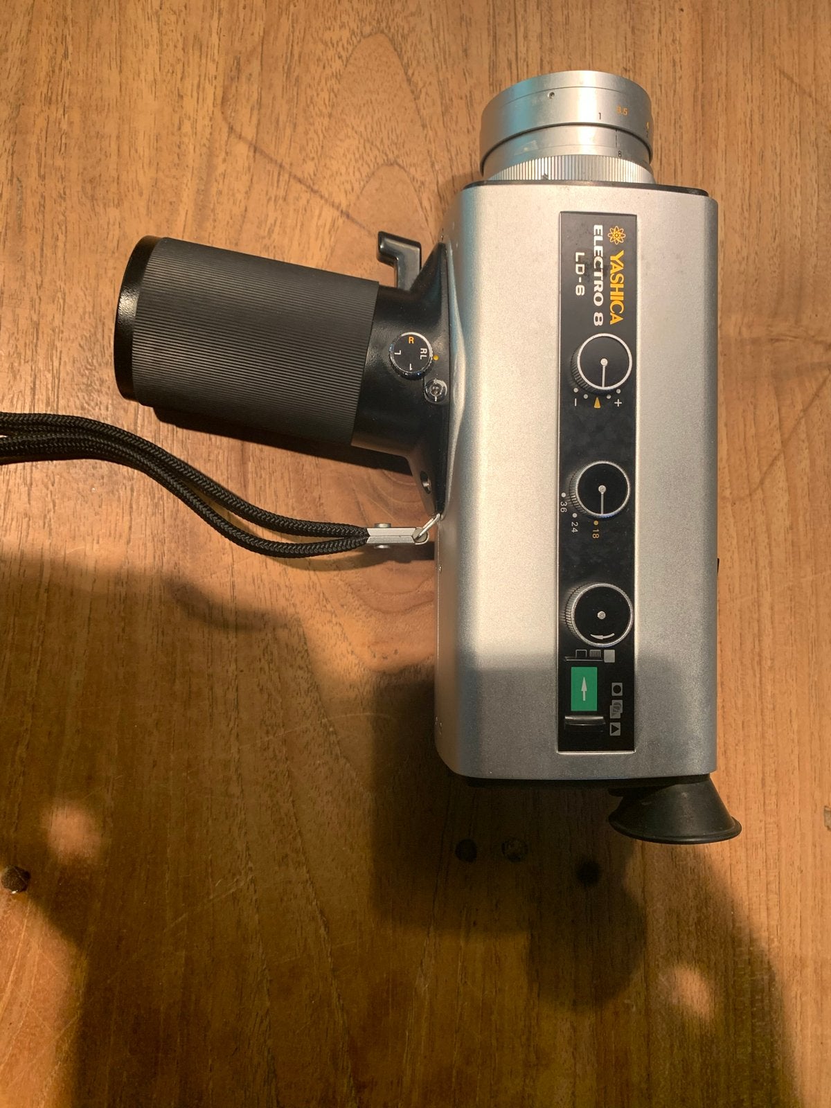 Vintage Yashica Electro 8 LD-8 Super 8 Camera met koffer, Ophalen of Verzenden, 8mm, Camera