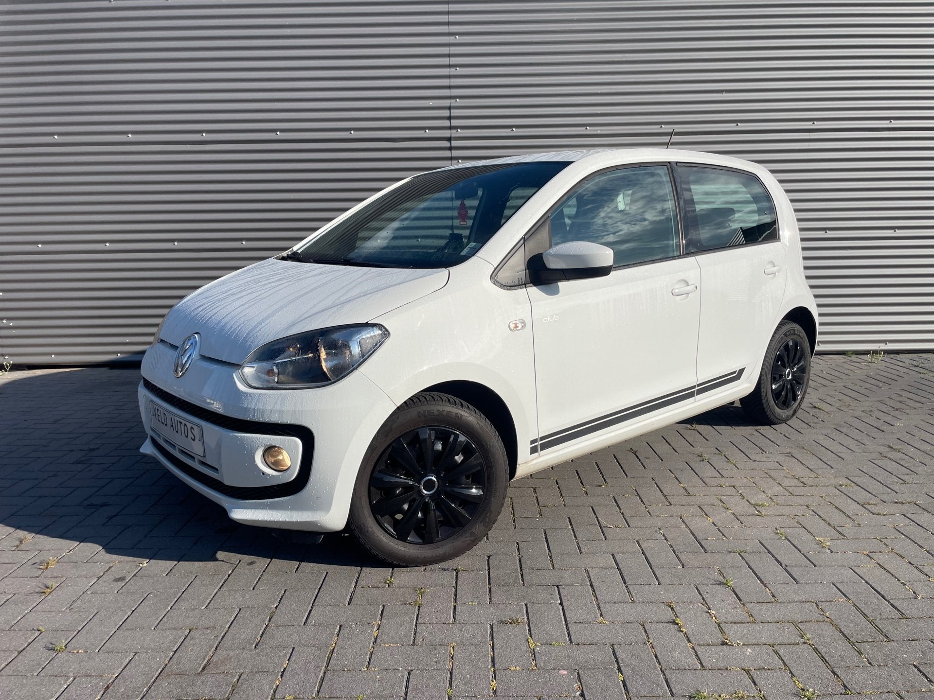 Volkswagen Up! 1.0 club up met navi / airco / elek pakket, Voorwielaandrijving, Stof, Gebruikt, 840 kg