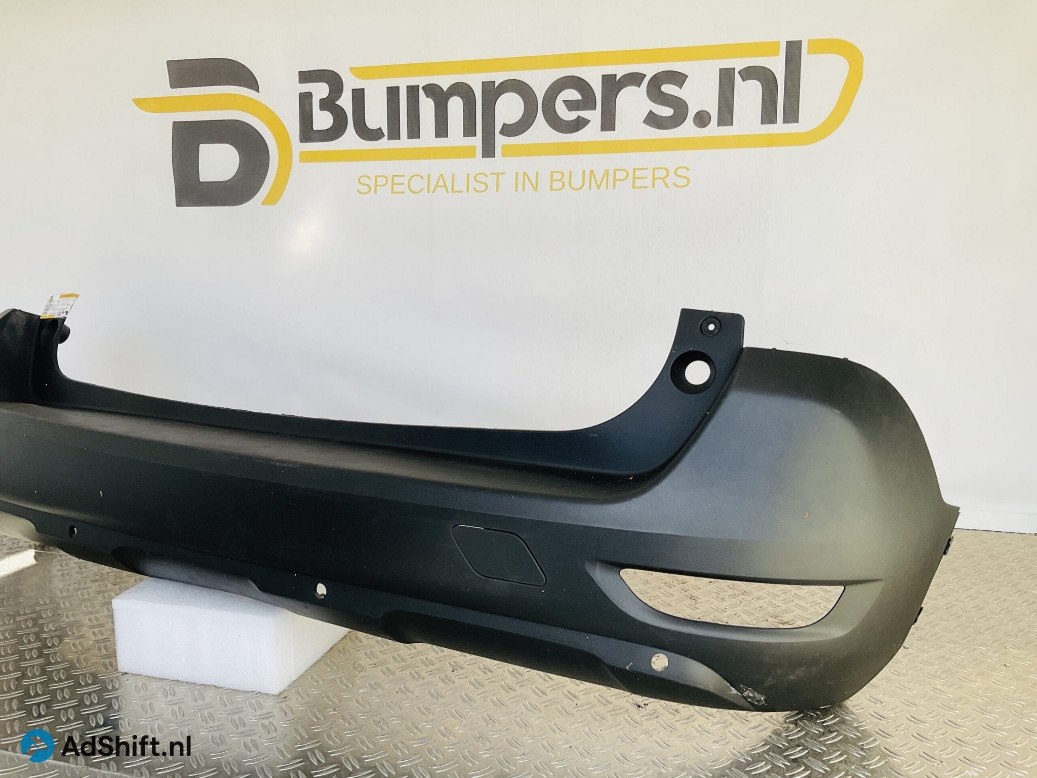 Bumper Peugeot 5008 4xpdc 9816681577 Achterbumper 1-R8-13179, Bumper