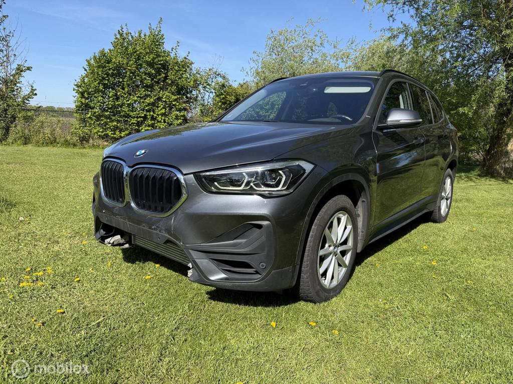 BMW X1 sDrive18i Automaat 2020 € 14.900,-, Automaat, Zilver of Grijs, BMW, WEETNIET