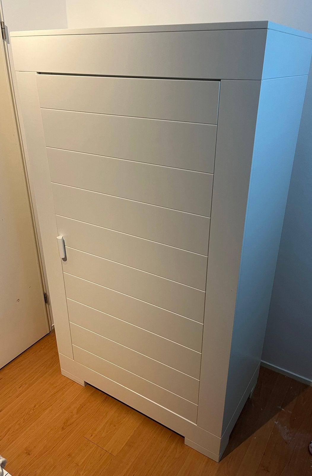 Houten kledingkast 1 deur., Ophalen, Wit, Eikenhout, 50 tot 100 cm