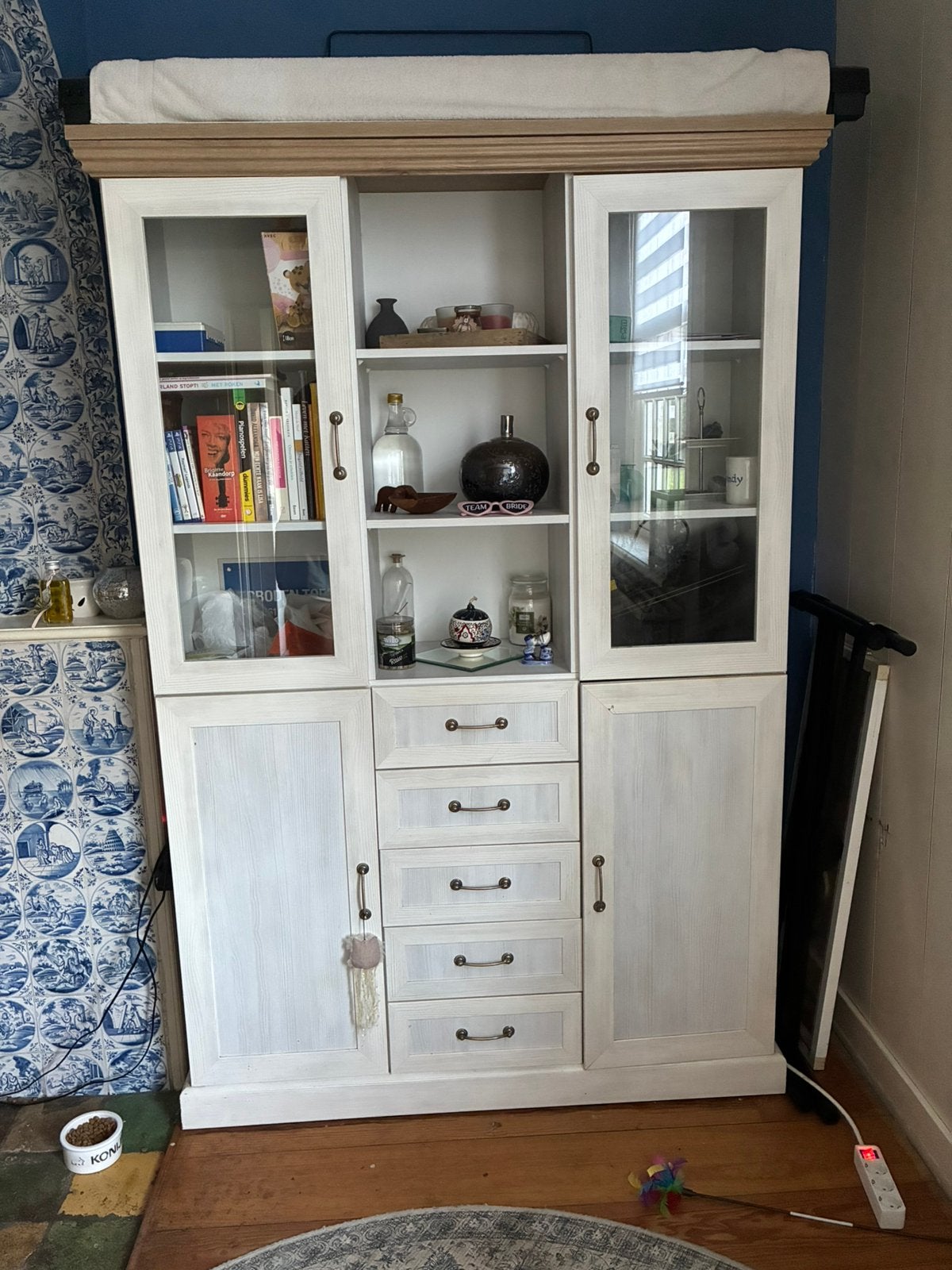 Witte buffetkast met 5 laden, Huis en Inrichting, Ophalen, Gebruikt, 150 tot 200 cm, 25 tot 50 cm
