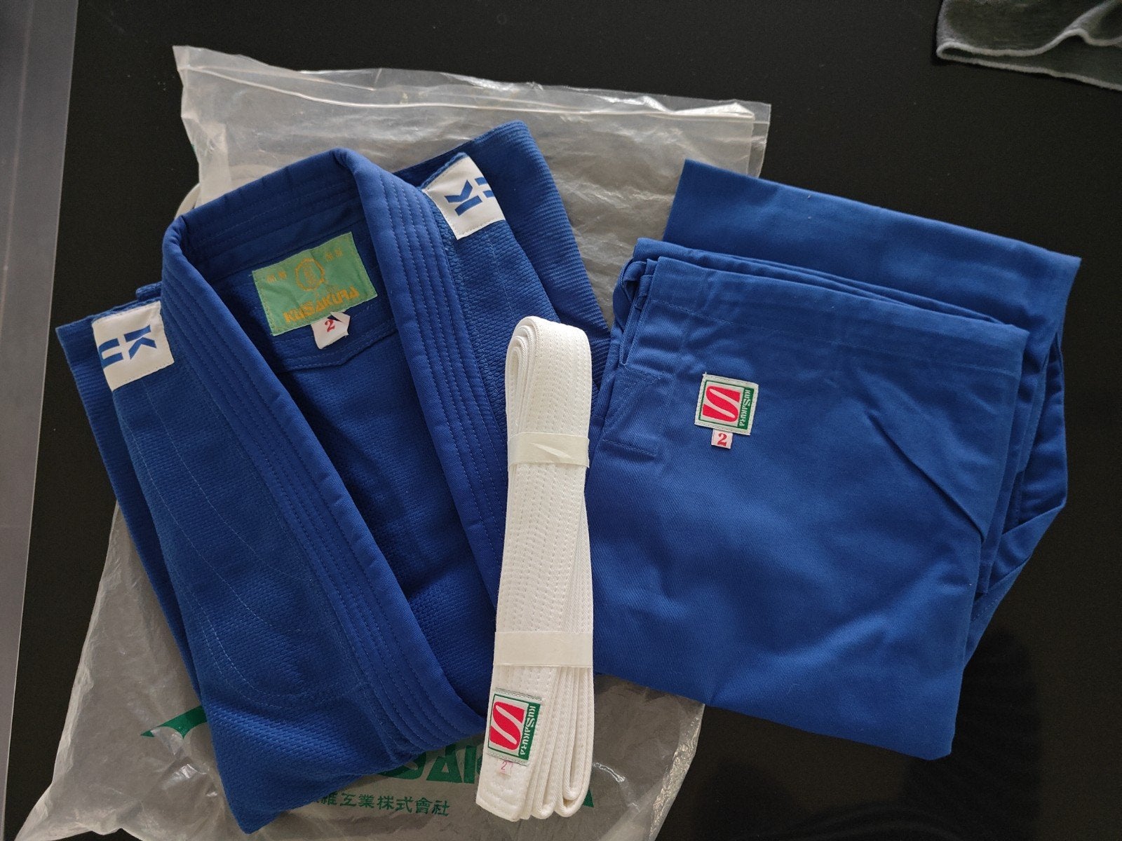 Nieuw Kusakura Blauw Judo Pak (Maat 150) met Witte Band, Judo, Nieuw, Vechtsportpak, Maat M