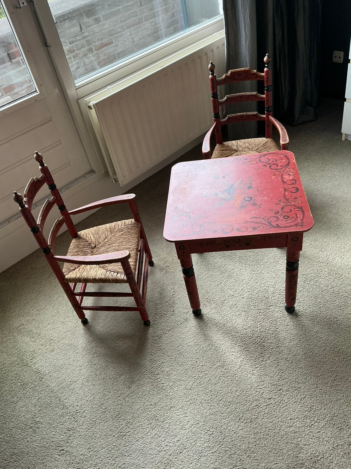 Antiek Hindeloopen kindersetje, Ophalen
