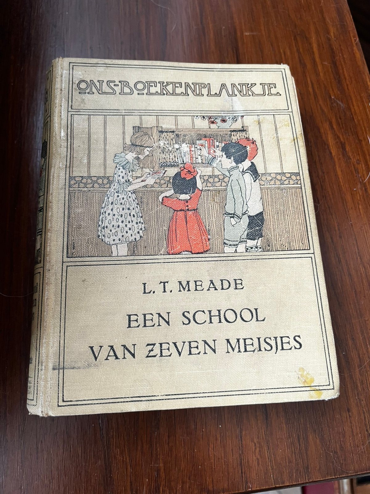 Een school van zeven meisjes, Antiek en Kunst, Antiek | Boeken en Bijbels, Ophalen