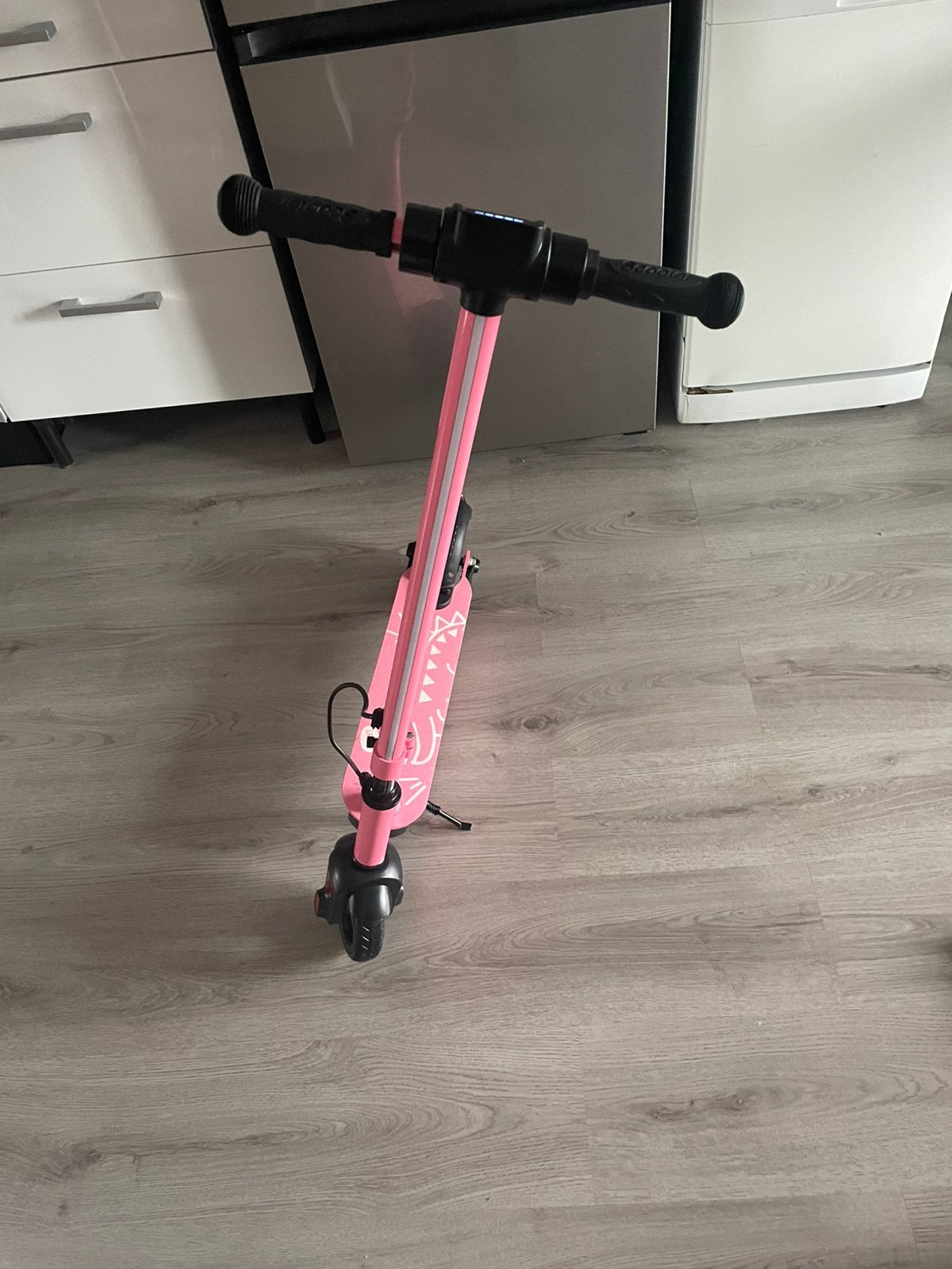 Electrishe step kinderen, Ophalen, Zo goed als nieuw, Gewone step