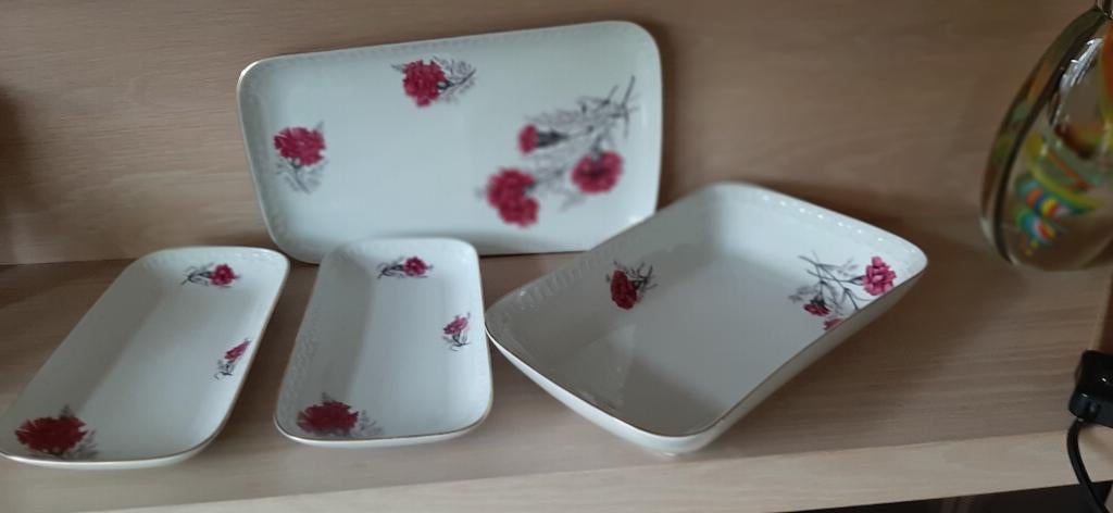 4 speciale vintage retro Serveerschalen wawel poland anjer, Ophalen of Verzenden