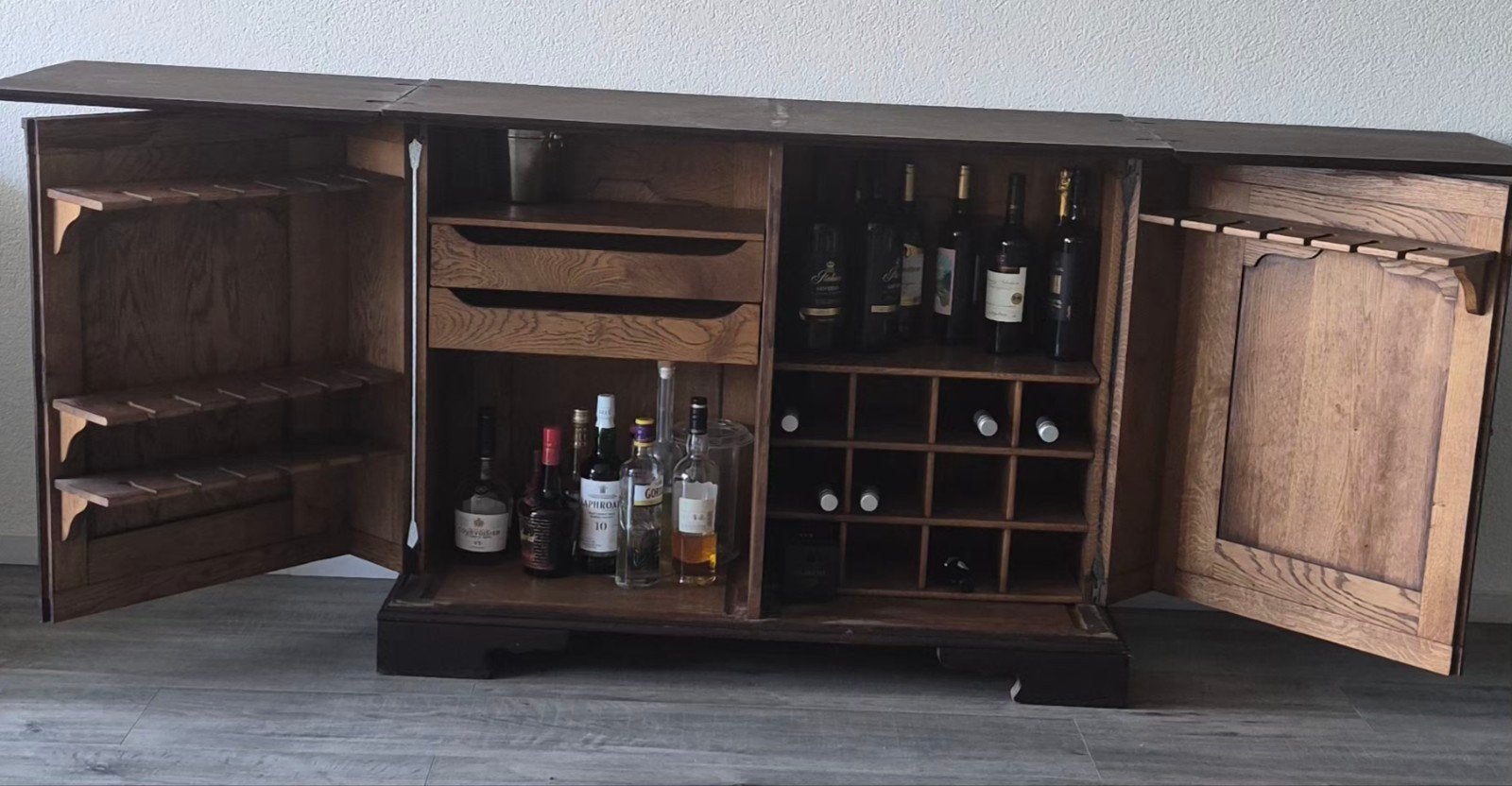Antieke Houten Drankenkast / Barkast, Ophalen