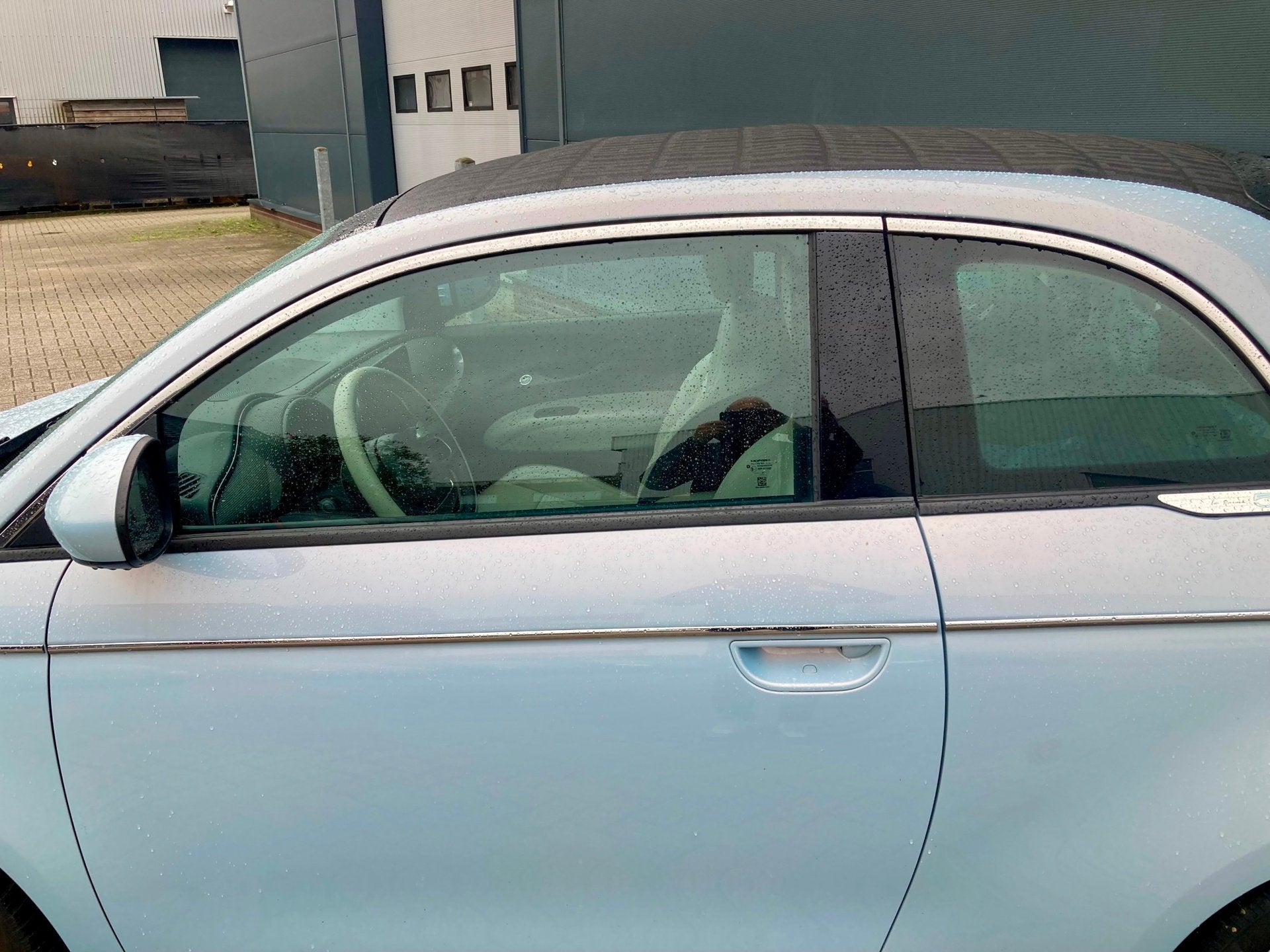 Fiat 500 C e La Prima 42 kWh Cabrio *camera *carplay *cruise, Auto's, Gebruikt, 118 pk, Cabriolet, Leder