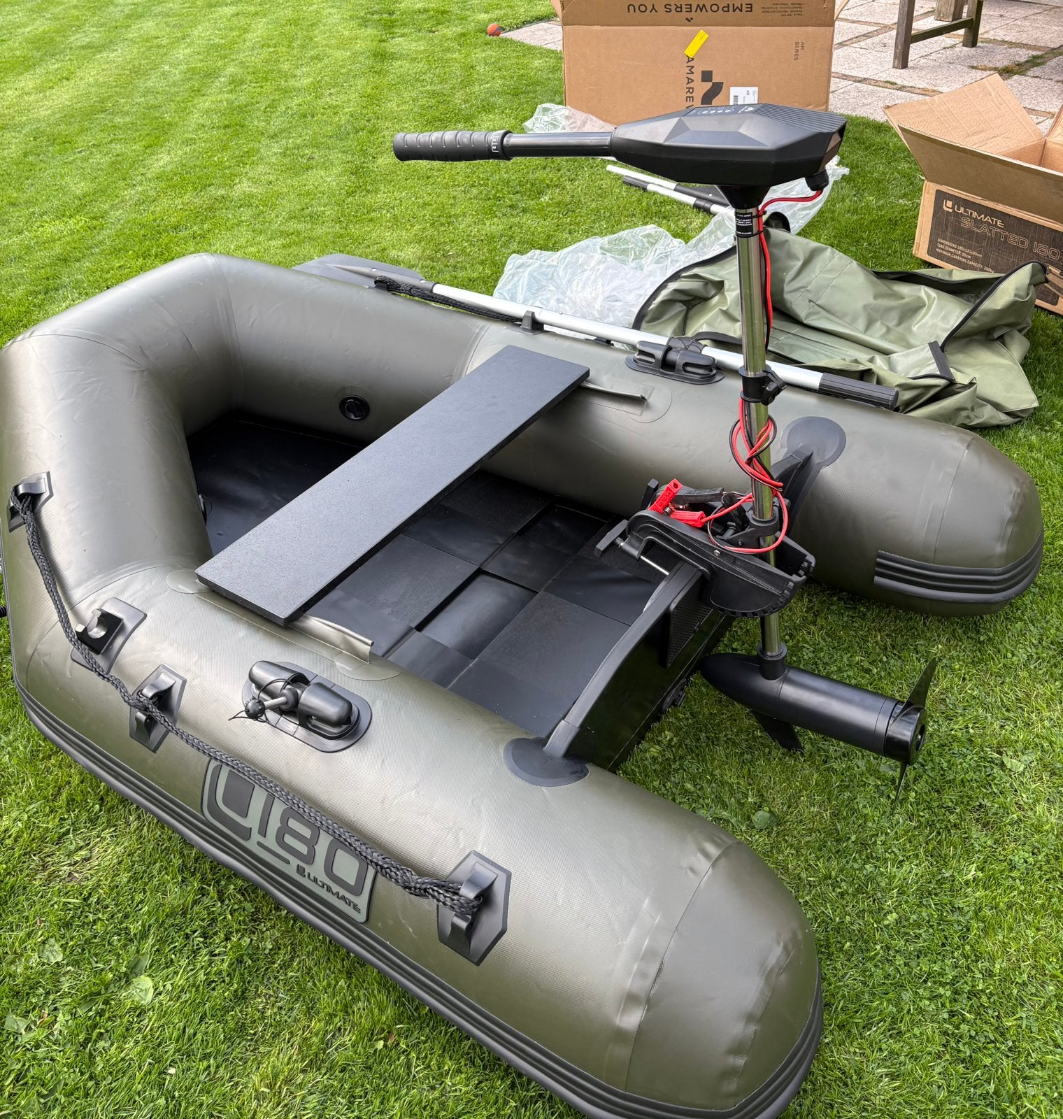 Karperboot met elektromotor, Watersport en Boten, Hengelsport | Karpervissen, Ophalen, Zo goed als nieuw, Overige typen