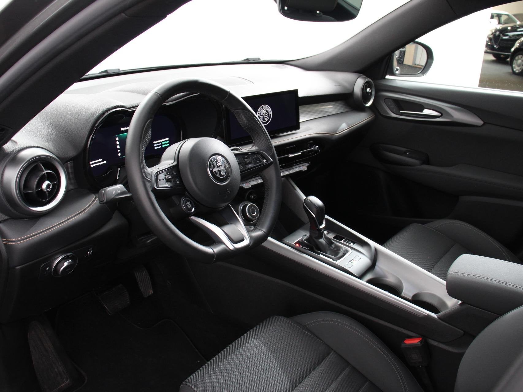 Alfa Romeo Tonale 1.3T PHEV Ti Automaat 280 PK Climate contr, Auto's, Alfa Romeo, Automaat, 307 pk, Euro 6, 4 cilinders