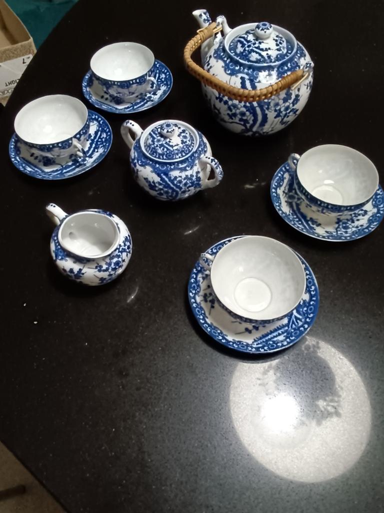 Prachtig Japans theeservies - Blauw en wit porselein, Antiek en Kunst, Ophalen of Verzenden
