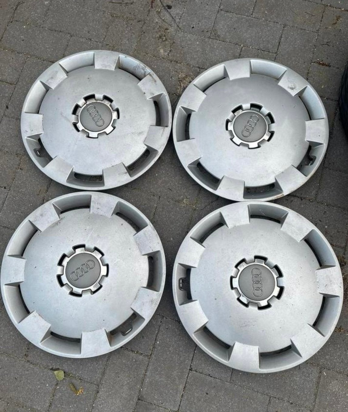 Originele 16 inch Audi wieldoppen - Set van 4, Ophalen of Verzenden