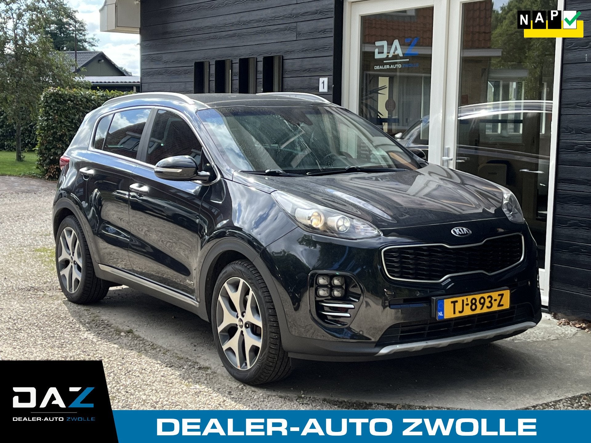Kia Sportage 1.6 T-GDI 4WD GT-Line Aut/Ecc/Leer/Navi/Pano/Tr, Gebruikt, 4 cilinders, Zwart, Bedrijf