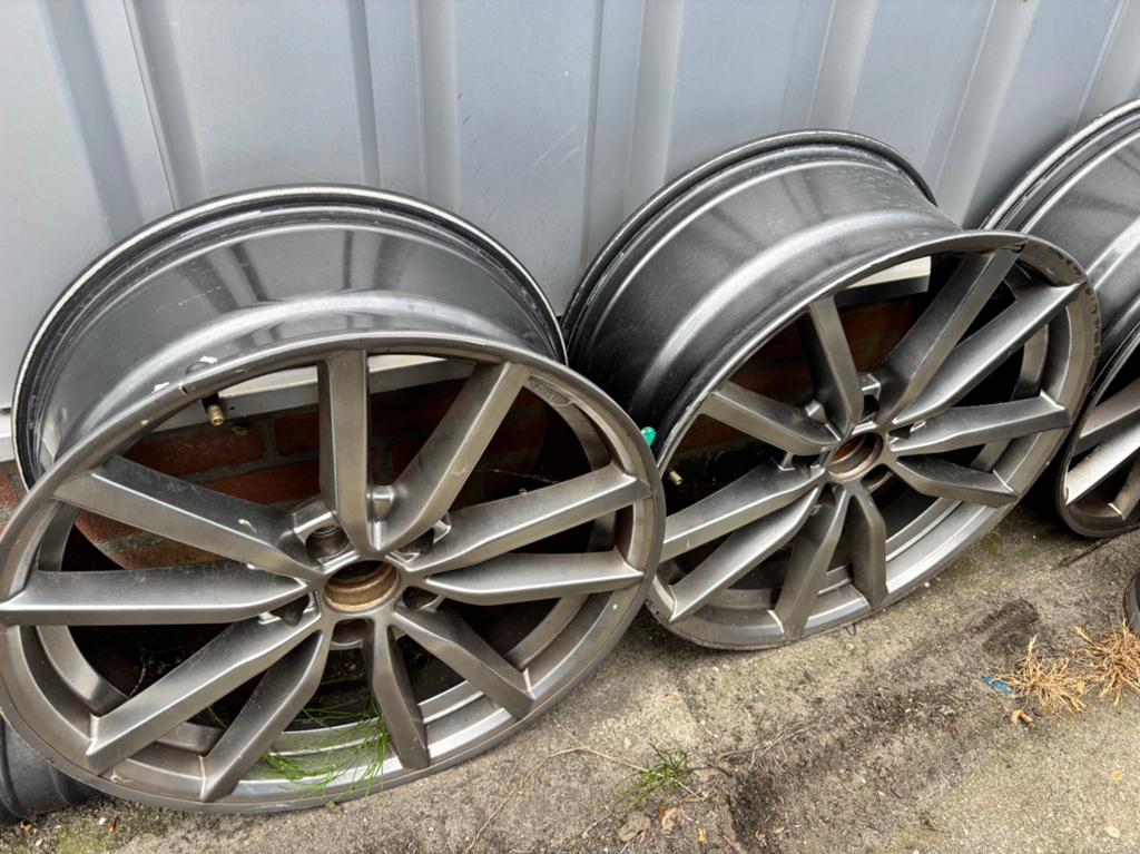 VW pretoria velgen 18 inch opknappers 5x112, Auto-onderdelen, Banden en Velgen, Ophalen, 18 inch, Gebruikt, Velg(en)