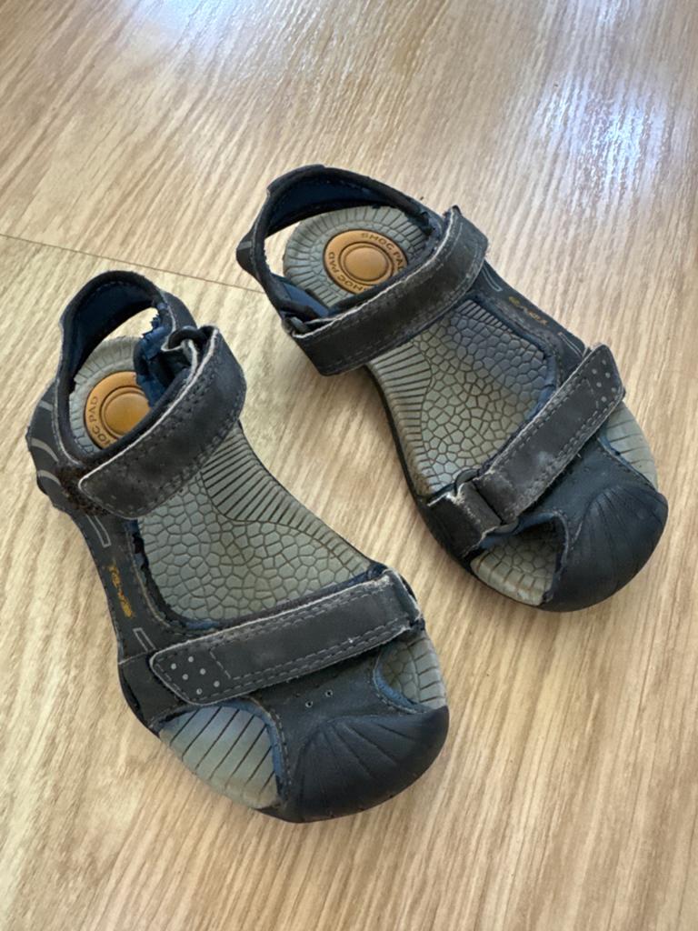Teva sandalen maat 26 voor jongens of meisjes, Ophalen of Verzenden, Gebruikt, Jongetje of Meisje, Overige typen