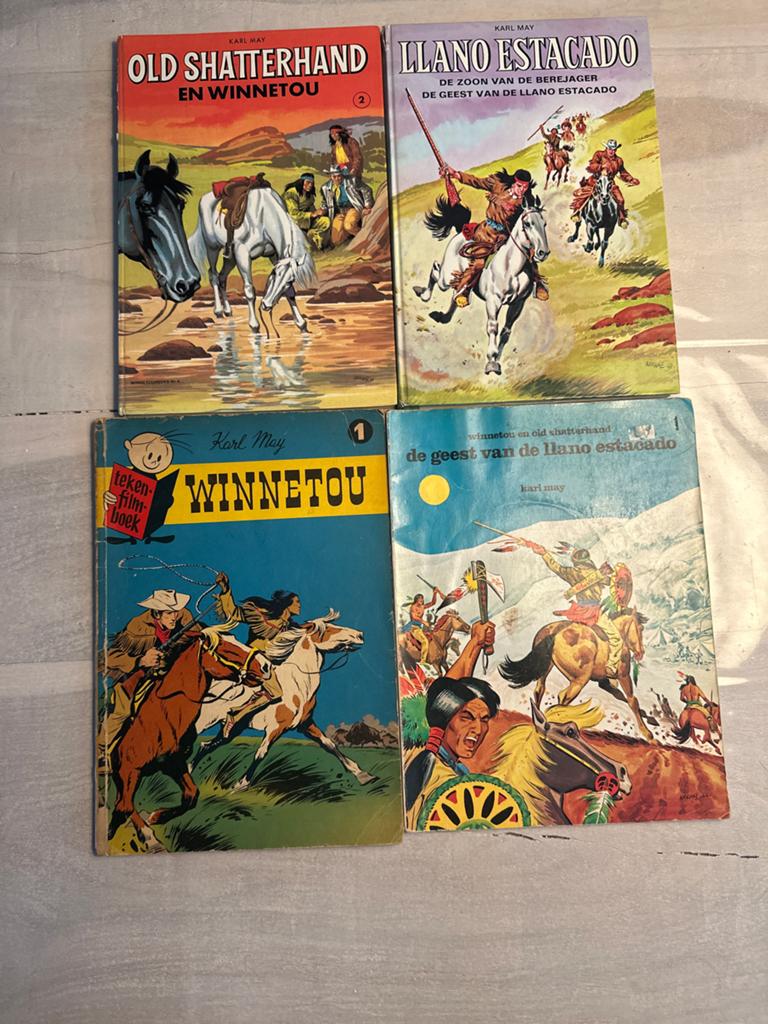 Karl May Winnetou & Old Shatterhand stripboeken (4 stuks), Boeken, Meerdere stripboeken, Ophalen of Verzenden, Gelezen