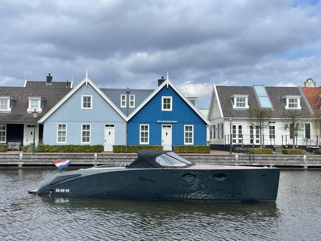 Prachtige Outlaw 999 met Yanmar 370pk in nieuwstaat!!, Watersport en Boten, Sloepen, Nieuw, Polyester, Ophalen