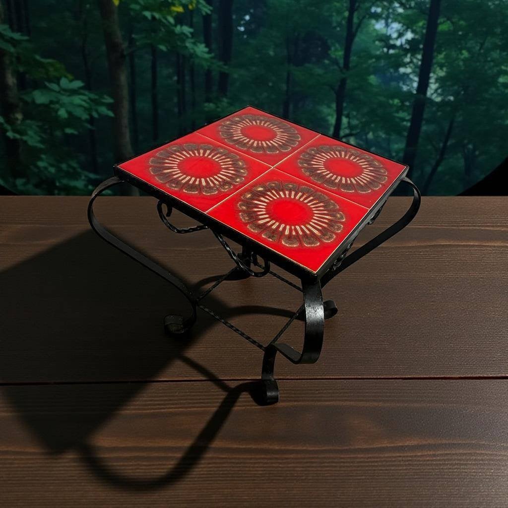 vintage rode mozaïektafel / bijzettafel / plantentafel, Antiek en Kunst, Antiek | Meubels | Tafels, Ophalen