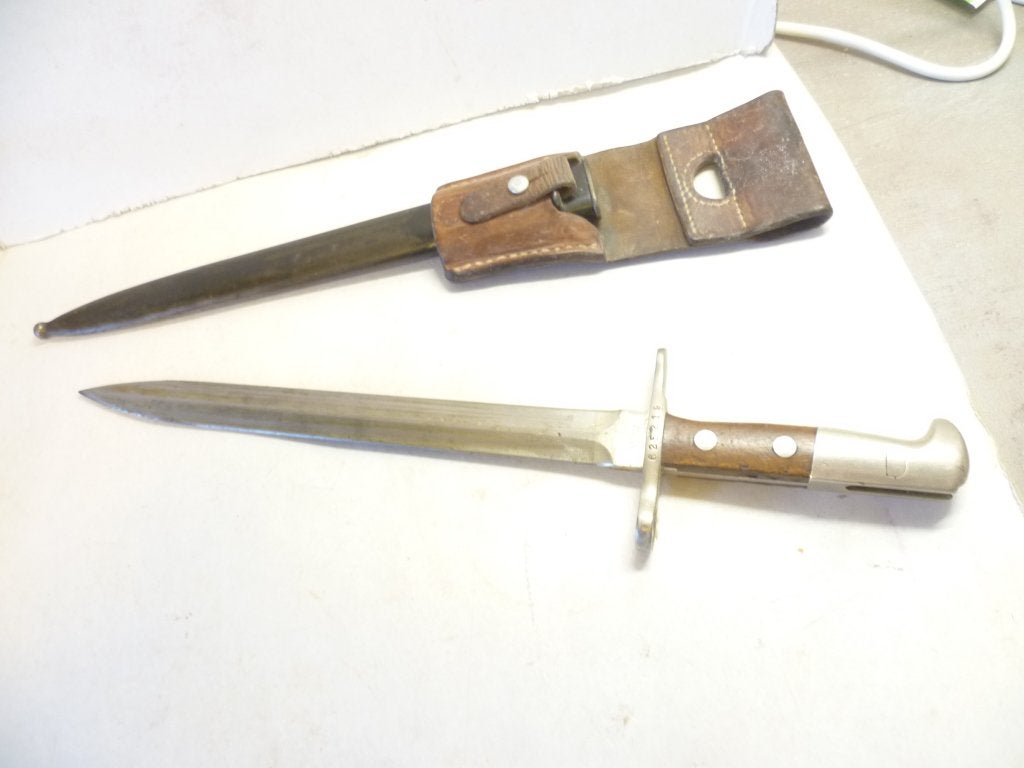 Bajonet model 1918 Elsener Schwijz Conrad Reichmuth 625219, Verzamelen, Ophalen of Verzenden, Overige soorten, Overige gebieden