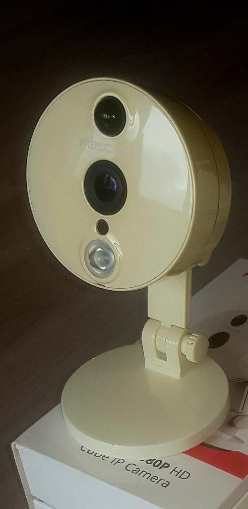 IP Camera Foscam C2, Ophalen of Verzenden, Zo goed als nieuw, Binnencamera