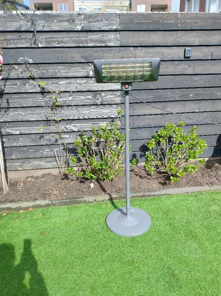 Terrasverwarmer, Ophalen, Gebruikt, Elektrisch, Vloer